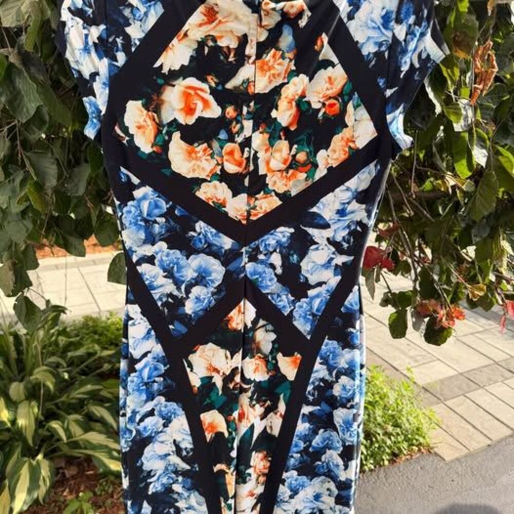 🌸 CACHE Floral Print Sheath Dress – Size M 🌸